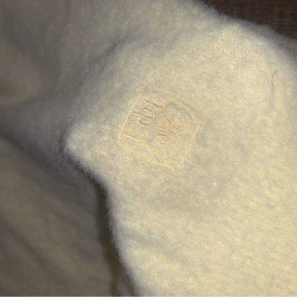 Edition the label fuzzy knit logo butter yellow spring poof sleeve sweater 500$ - Picture 6 of 6